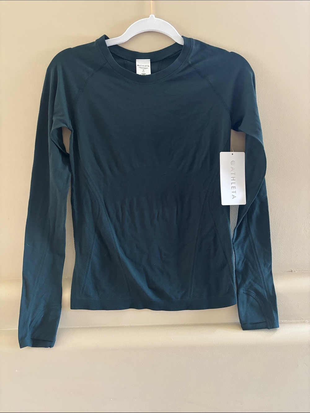 Athleta Momentum Seamless Long Sleeve Top. Dark Green. XS. NWT.